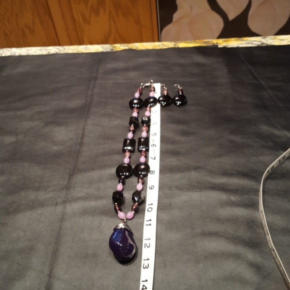 Necklace & Earring Set - Picture 6 of 10